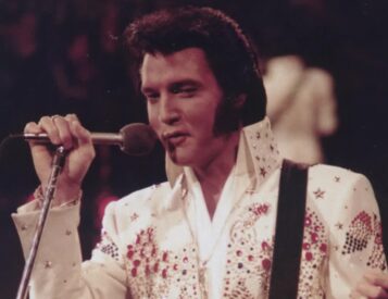 Dolly Parton: Aποκαλύπτει τον δεσμό του Elvis Presley με το “I will always love you”